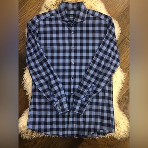HUGO BOSS. SLIM FIT. LONG SLEEVE. BLUE CHECKERED SHIRT